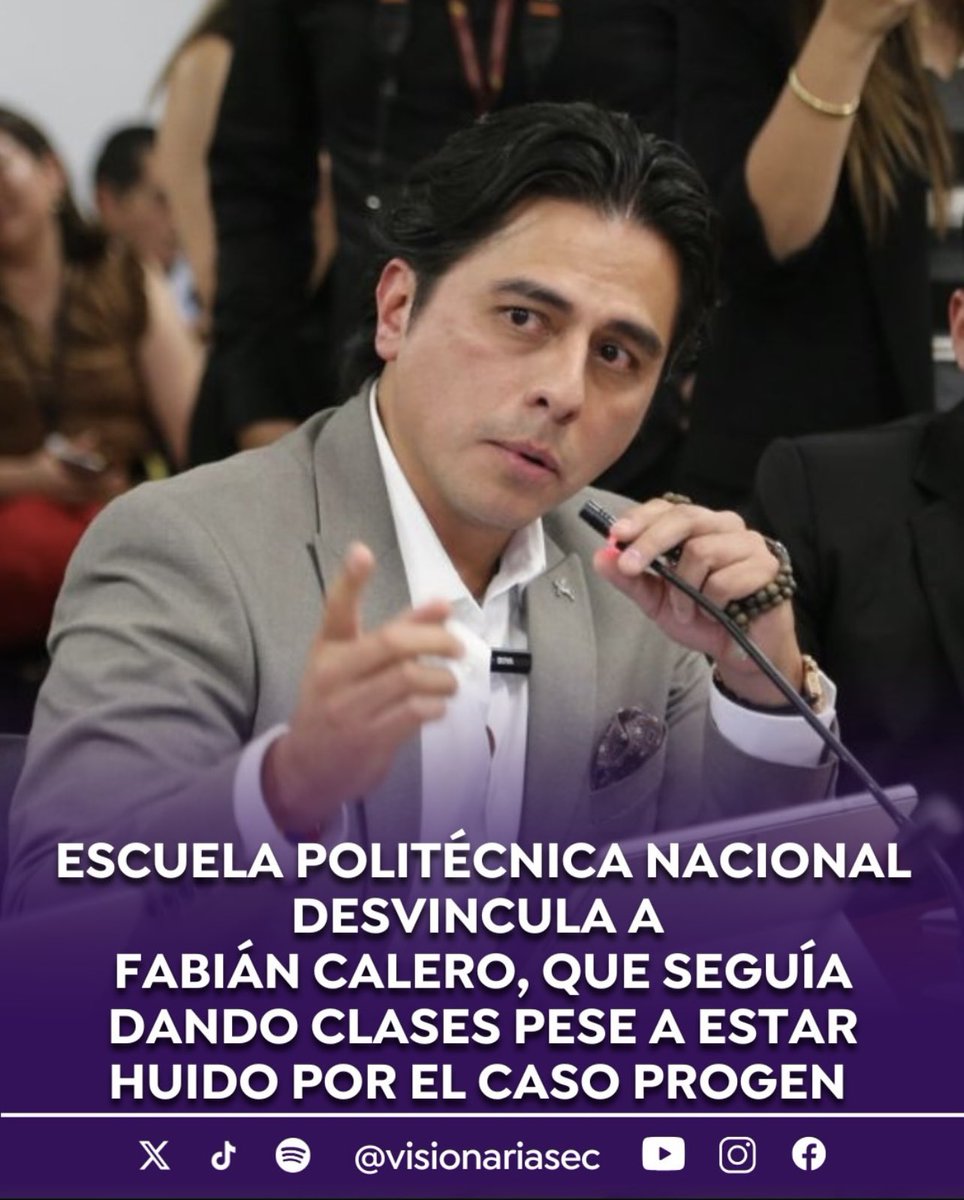 Ecuador/is/First tweet media