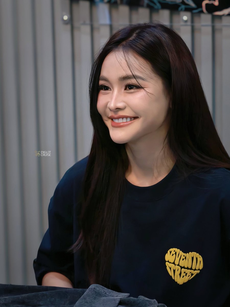 🛳️ | เรือสำราญ​อิงล็อต 🌻🌤️ tweet media