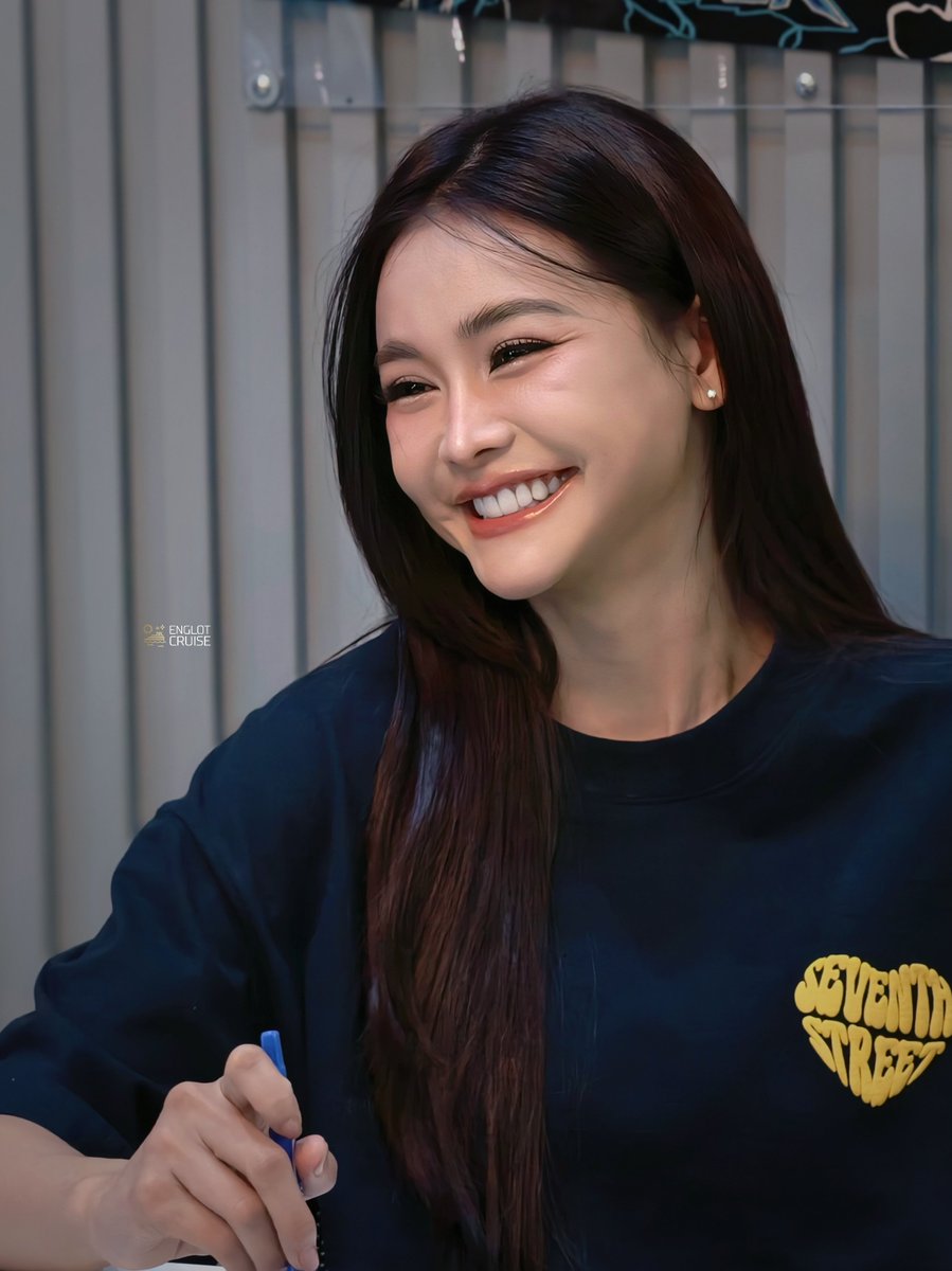 🛳️ | เรือสำราญ​อิงล็อต 🌻🌤️ tweet media