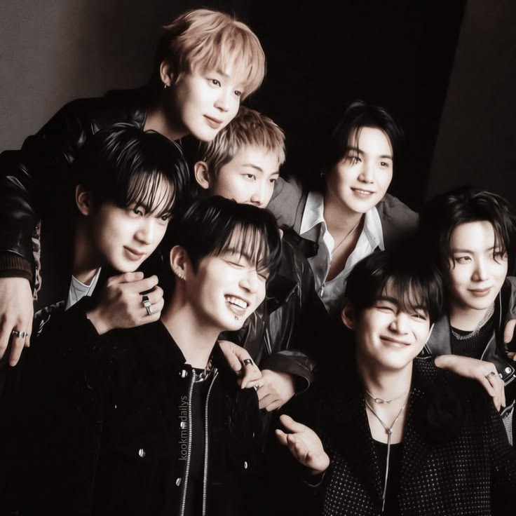 𝐚𝐥𝐥𝐲 𝐲𝐨𝐨𝐧⟭⟬⁷ tweet media