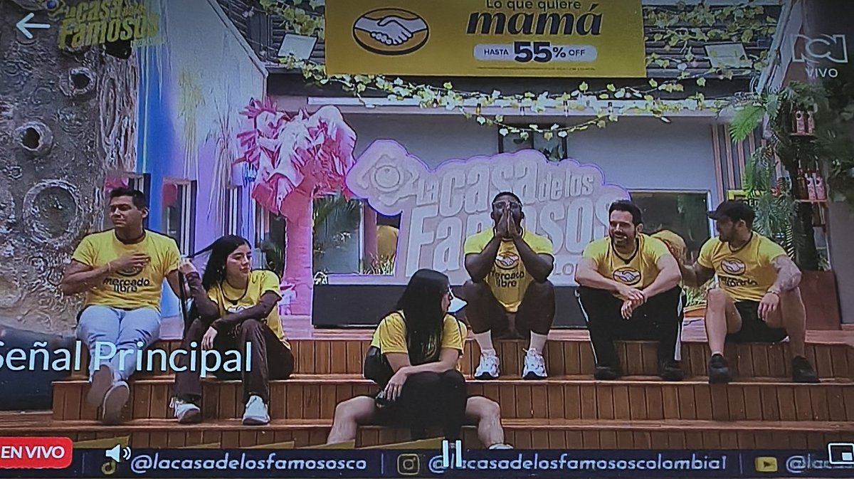 Lunarejass's tweet photo. Escenario 1. Lider Campana, se queda una semana más, salva a Juanda, Juanda le da la inmunidad a Mariana. A placa Alejo, Tebi y Beba. Sale Tebi. Protegen a la mujer. 😡

#LaCasadelosFamososCol3
#LaCasadelosFamososCol https://t.co/wG2BTu9V2u