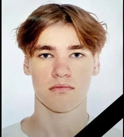 Mariana_Betsa's tweet image. Ilya Bezbozhnyi (19 y.o.) was killed in the Russian attack on Dnipro on May 3. A bright student, studying math and IT… Brutally murdered by Russia. RIP #StopRussia #StandWithUkraine