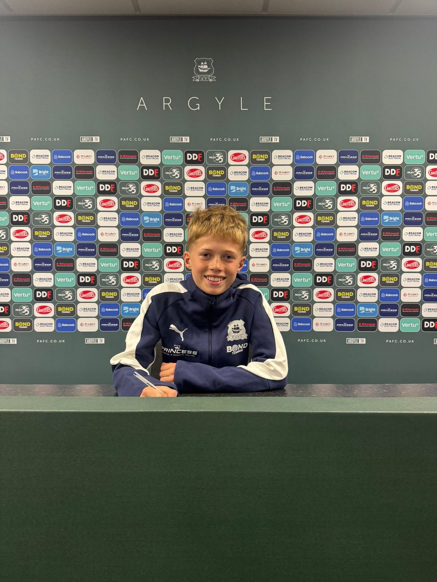 JBFCacademy's tweet photo. Sonny Cook our U12 player.....
Enjoy the moment
@JerseyBullsFC https://t.co/9rlWFKPlpa