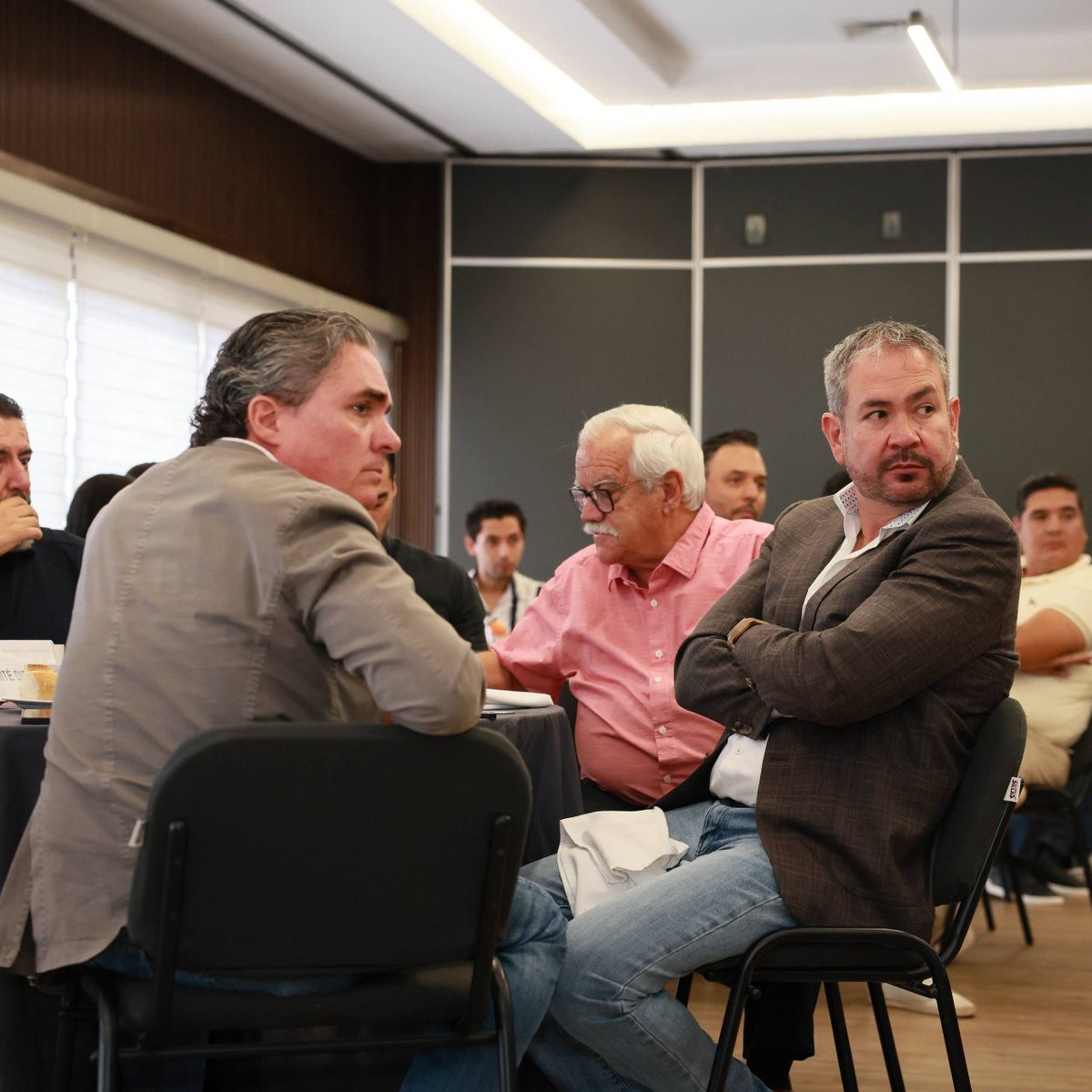 mery_pozos's tweet photo. Participé en un espacio de diálogo con la CMIC Jalisco @CMICJALISCO, donde conversamos sobre la importancia de la infraestructura para el desarrollo, el bienestar y la prosperidad compartida.

Fue un encuentro muy valioso para escuchar al sector, intercambiar ideas y seguir construyendo soluciones desde el trabajo conjunto.

Gracias por la invitación y por abrir estos espacios de diálogo que fortalecen el desarrollo de Jalisco.