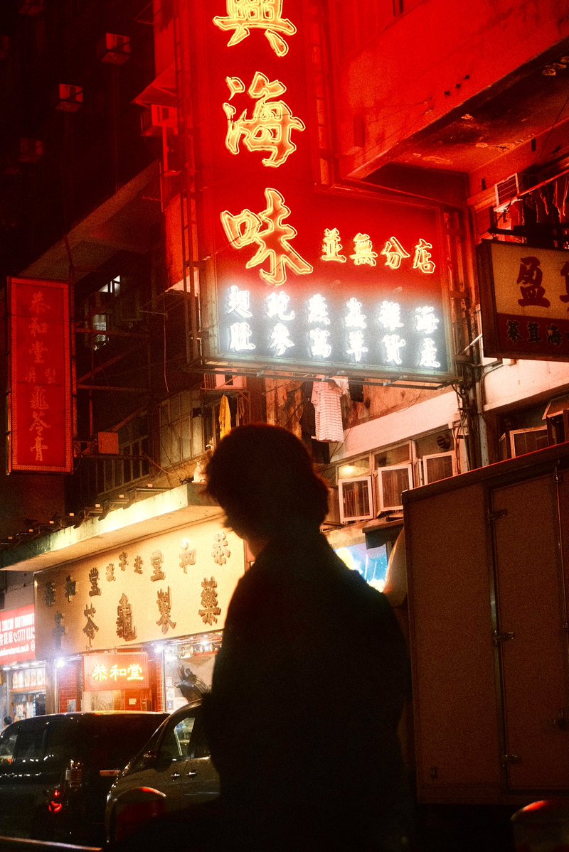 t h é o 🇭🇰 tweet media