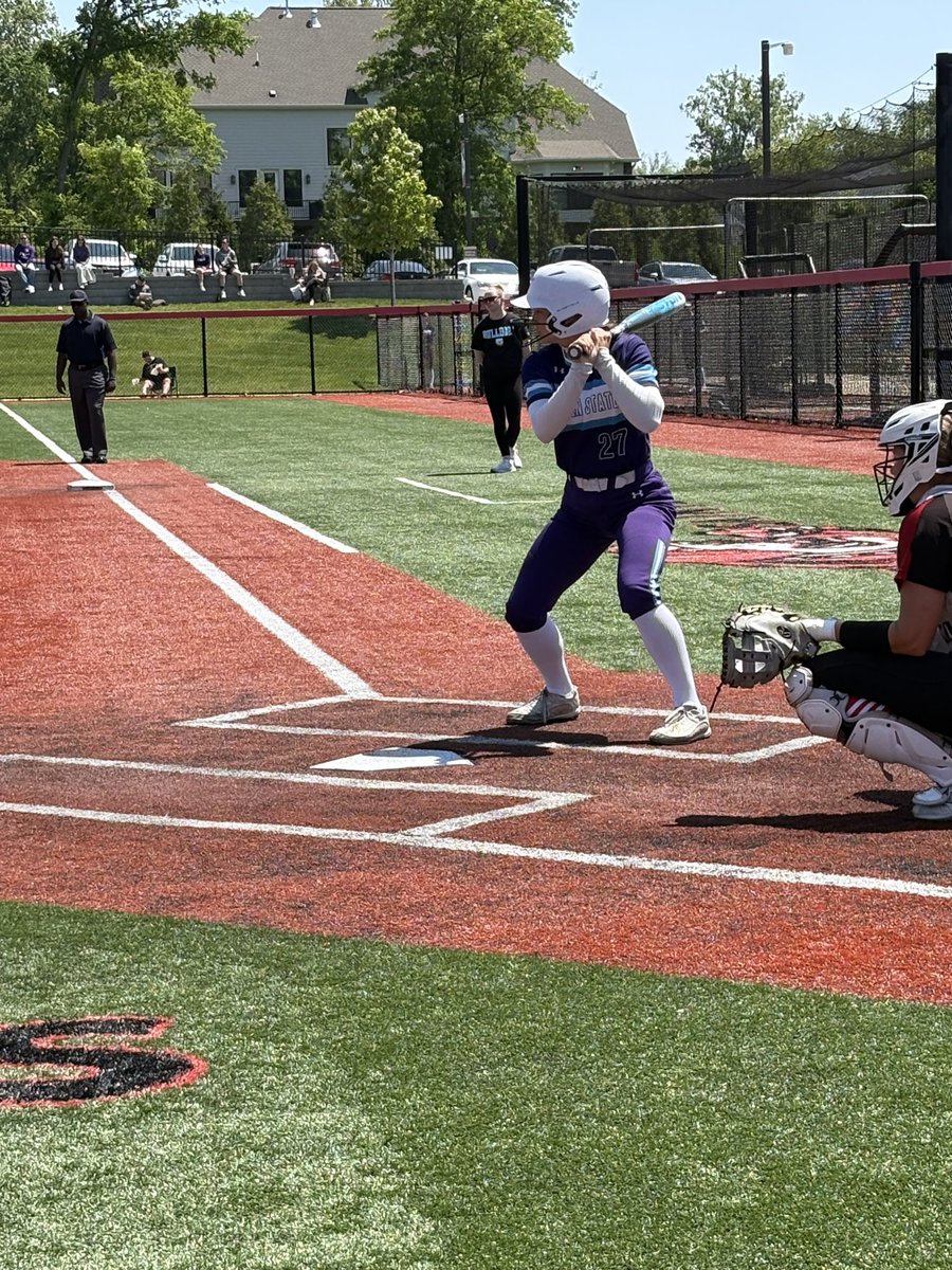 Callan_Kinsella's tweet photo. St. Louis area college tour did not disappoint! @LindenwoodSB @MaryvilleSB and @UMSLSoftball  The cake topper- watching my big sister close out her Soph yr. Switching to lefty only 4months ago and already killing it! @GReign2010 @trumanstatesb https://t.co/Ajo5wpK3bH