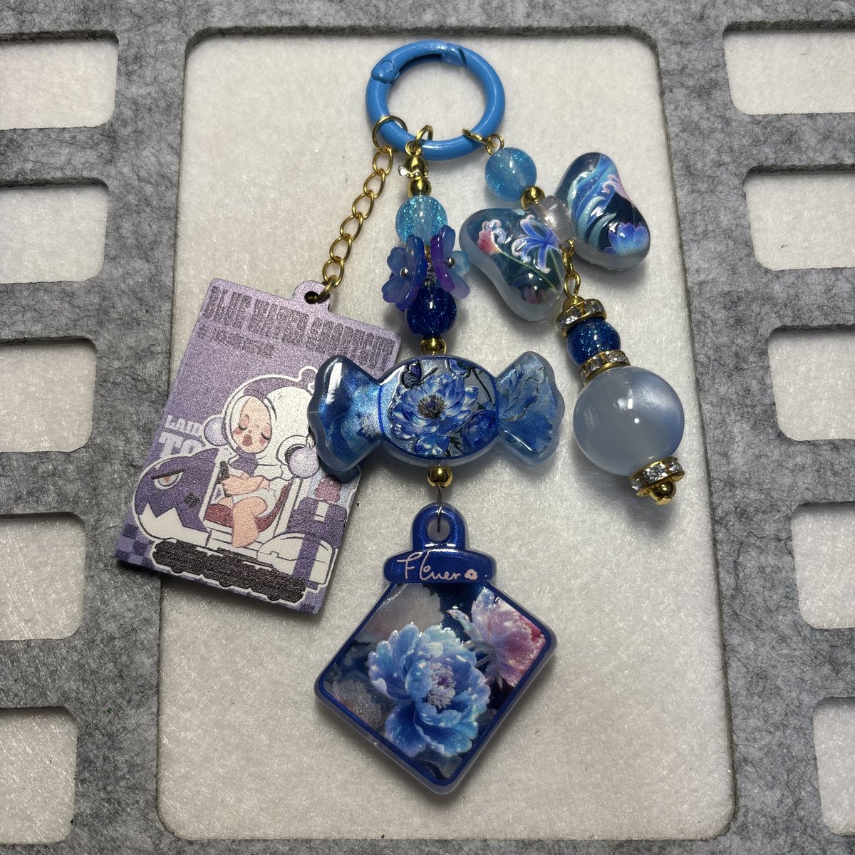 floristnsy's tweet photo. カスタムビーズ キーホルダー 販売します♡♡
1個1000円+送料お支払い方法は要相談

リプ欄にも続きます https://t.co/Z80Xbm4PBo