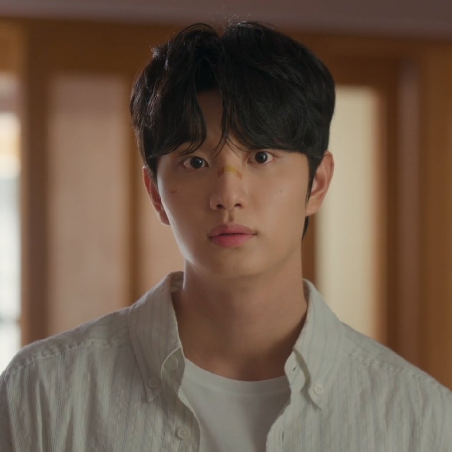 yumi's very own clark kent/superman #YumisCells3