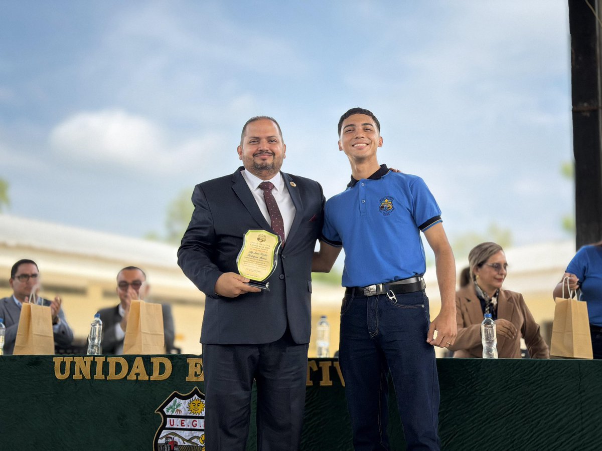 Ministerio de Educación, Deporte y Cultura tweet media