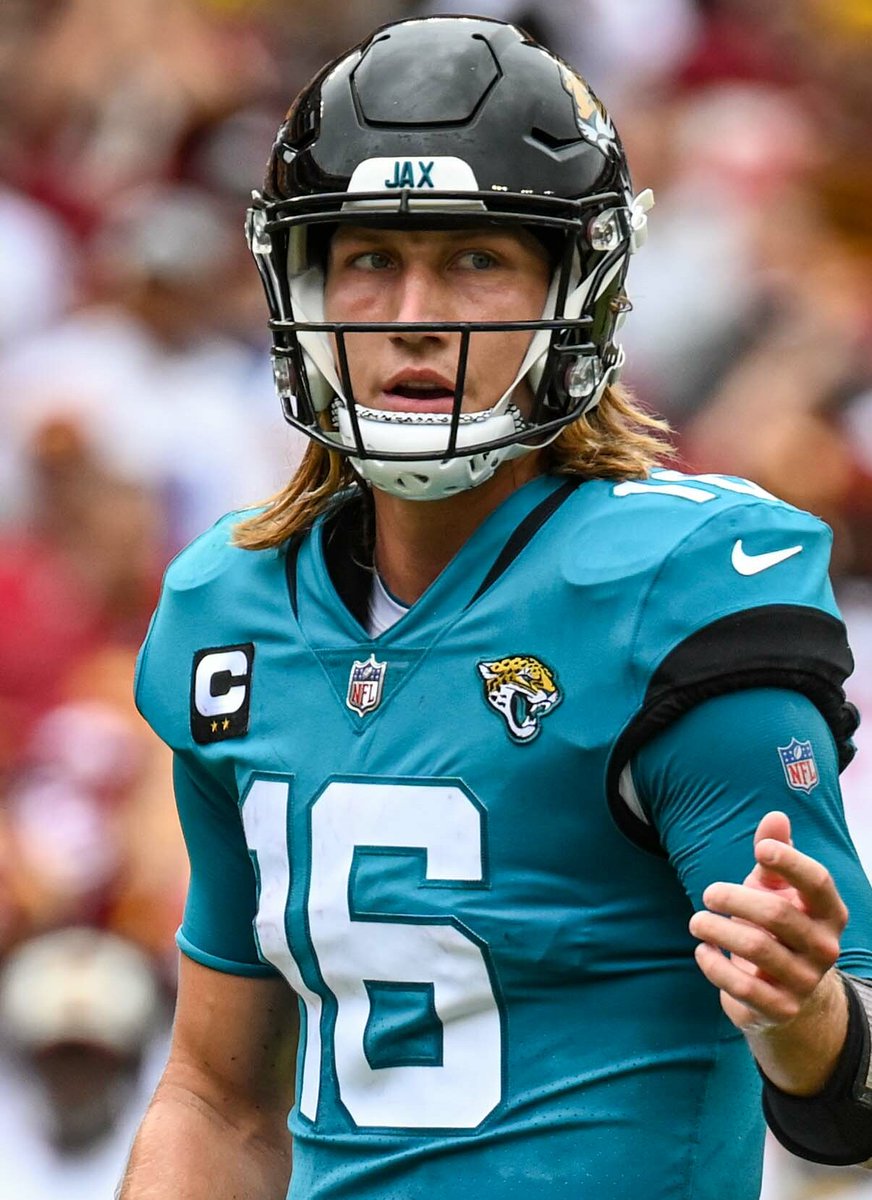 Conniefootball's tweet photo. The Orlando Magic feel like they're on the same character arc as the Jacksonville Jaguars 🐆🪄

Hear me out....

Young under developed superstar (Paolo/Trevor)

Promising coach turned villain (Moseley/Peterson)

Team showed initial flashes but franchise needed a fresh reboot to get the most out of their existing talent.

Young creative Head Coach (Rajon Rondo/Liam Coen)

Move on from good but not great core players (Suggs & Wendell/Kirk & Engram)

Add underrated difference maker (Trey Murphy/Jakobi Meyers)

Just some food for thought.....