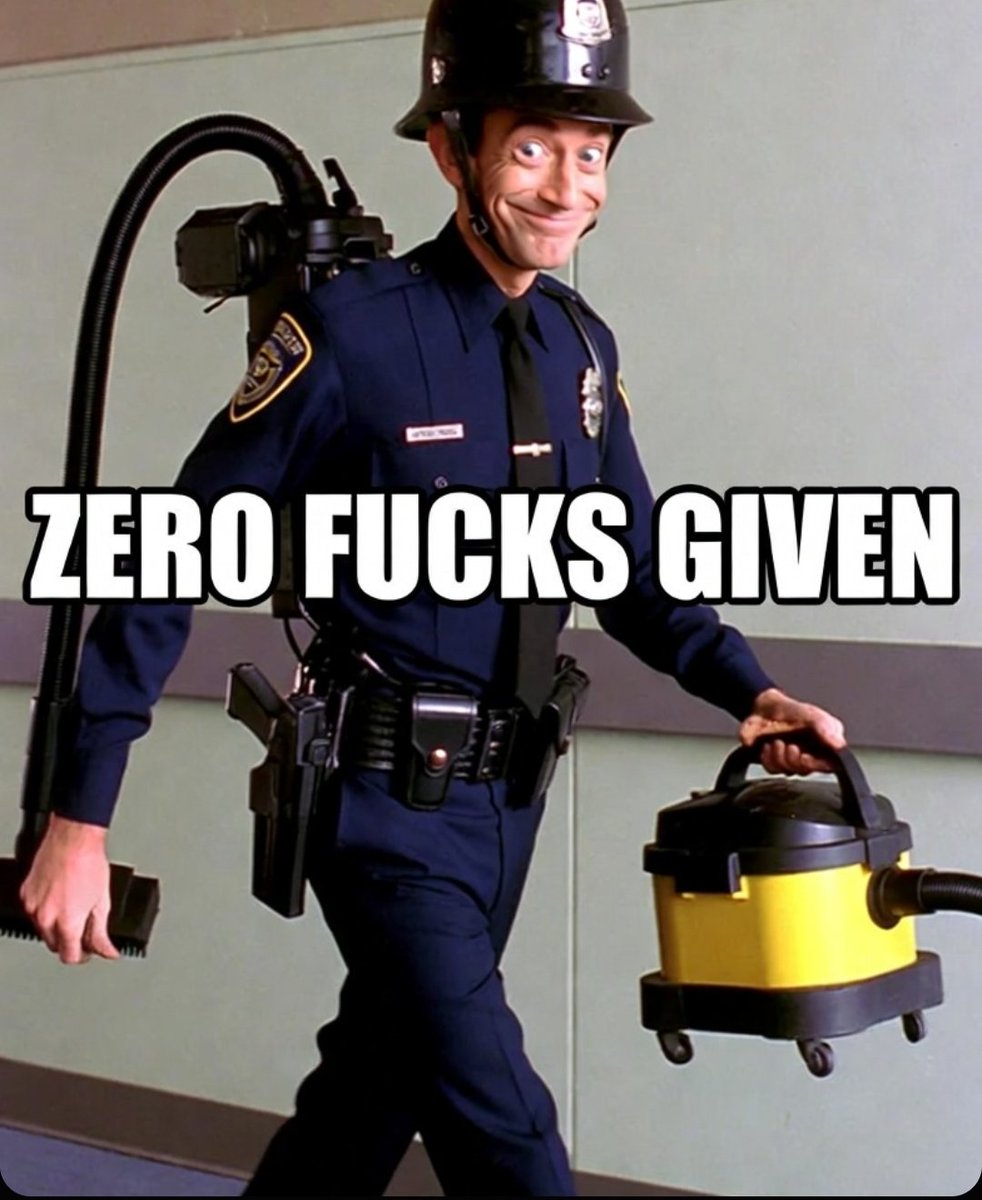 CraFTeConduct's tweet photo. #officer #meme #fuck #vacuum #crafte #pown https://t.co/N4VnCexwTv