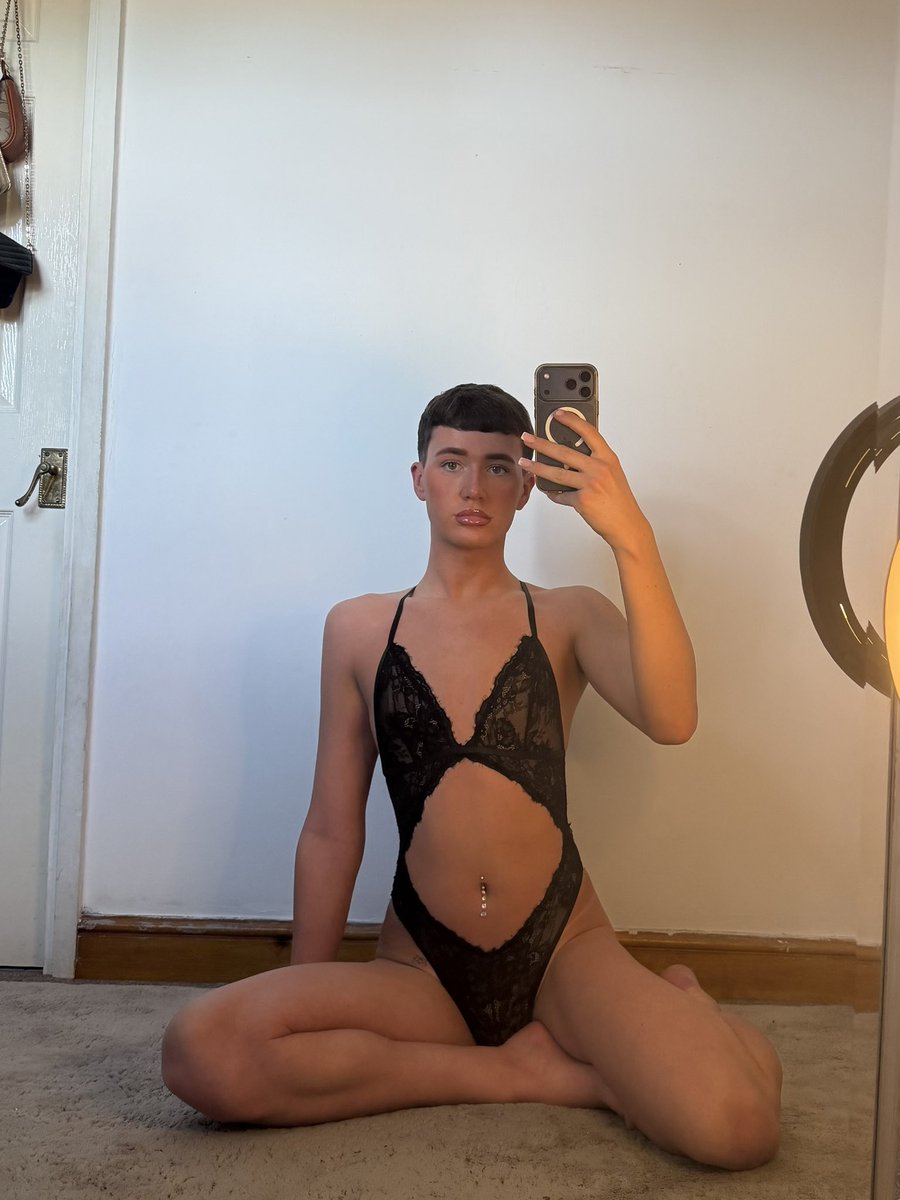 mlfOF_'s tweet photo. Im curious, are ���️‍🌈 boys your type? https://t.co/SOgHDXHCEV