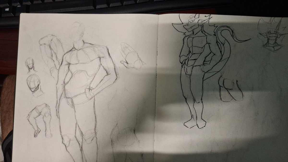 Alexeym2a3's tweet photo. Dios valla q e mejorado la verdad y aun así sigo sin saber aser manos xD
#dibujo #artetradicional #furry #bosetos #scalies https://t.co/aiB5gOgKrP