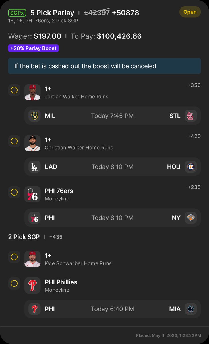 Lucid_Locks tweet media