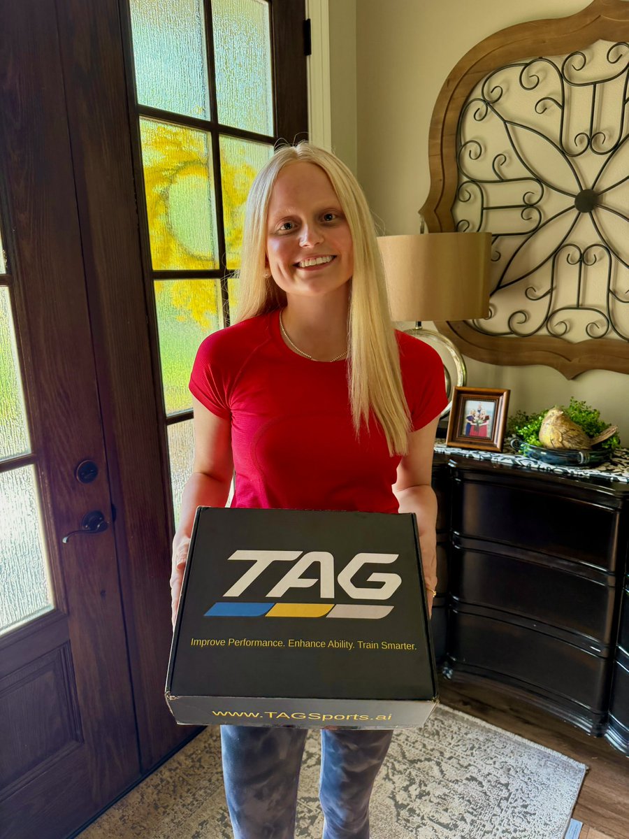 pres40937's tweet photo. Thank you @TAGSportsAI for the goodies. I cannot wait to try out the radar! 🥎 #TAGsports #SpeedRadar #FastPitchSoftball https://t.co/OdUNcLJt9t