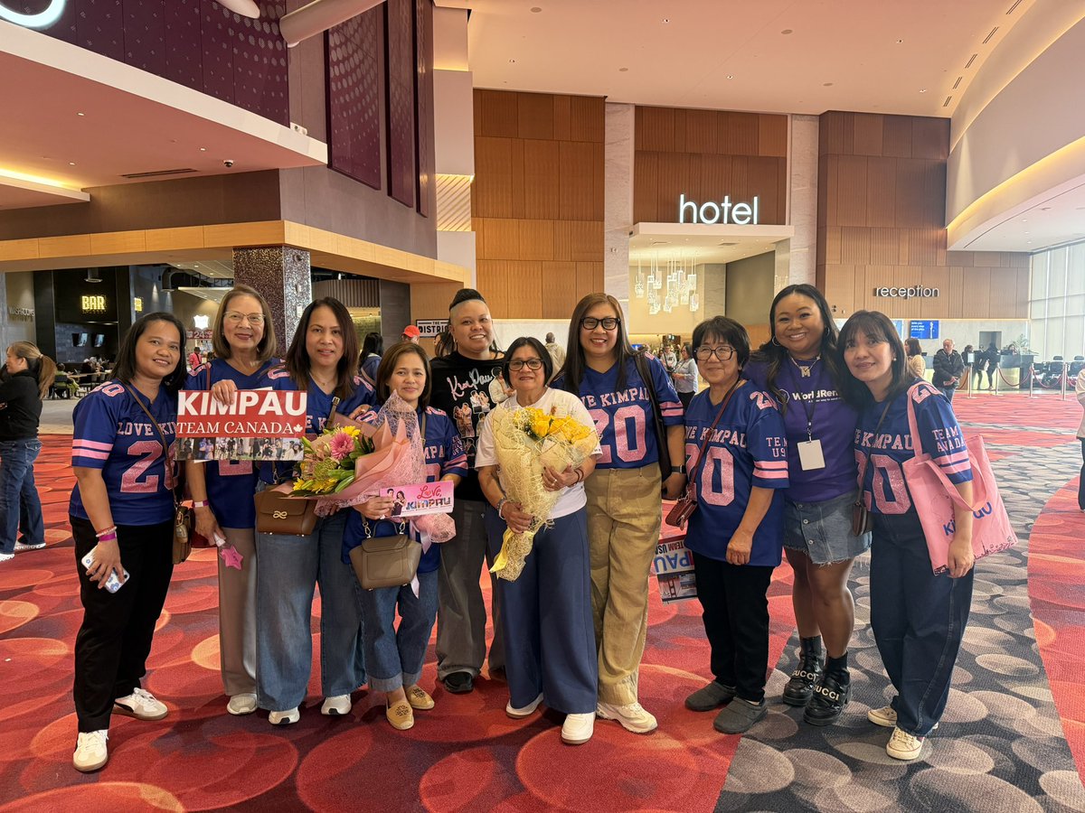 JeLovesKP's tweet photo. Hugs to us all! We have a blast last night! 😍 @prechut29 @iamevm0607 
@LolitaFran712 @may4buizon @MarilouNav59928 @_myrose29 https://t.co/zvrgdlOuG3