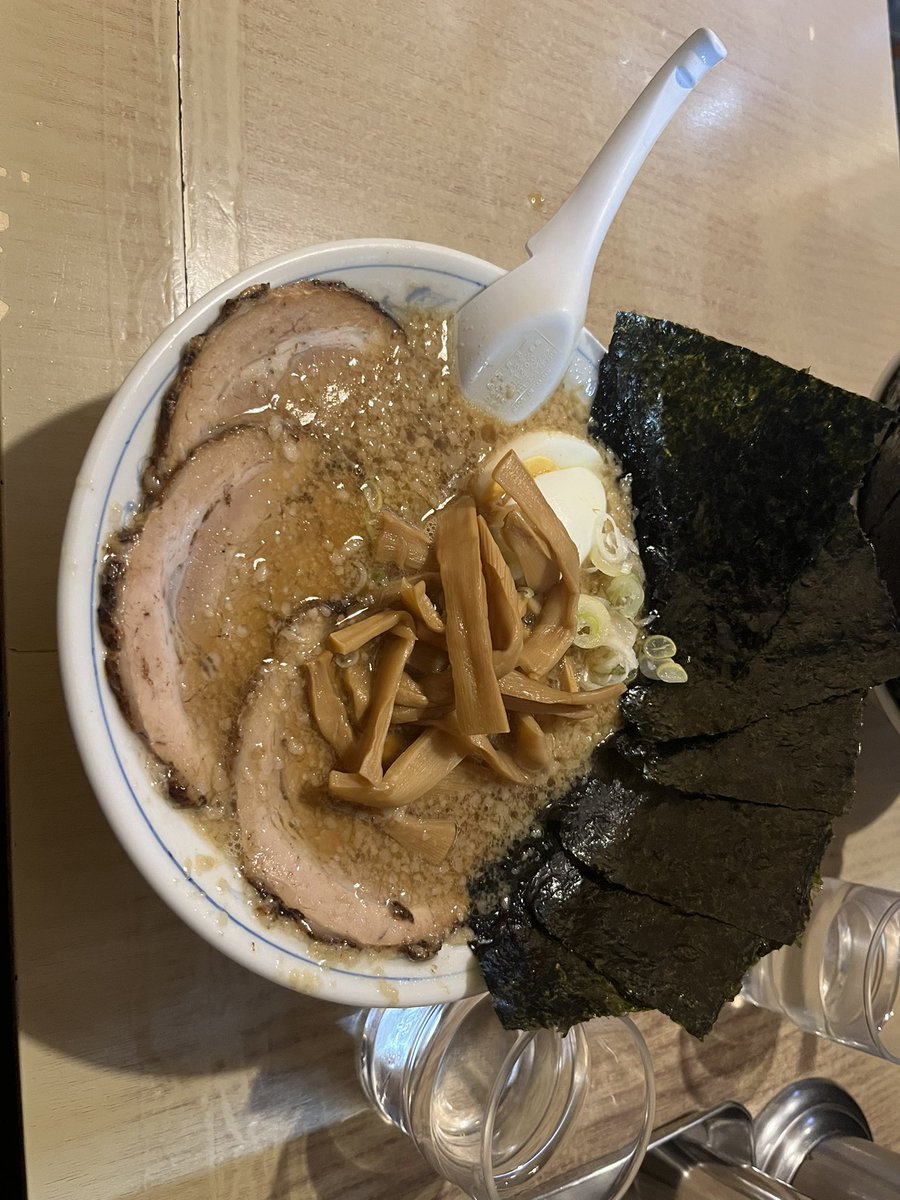 monagarami's tweet photo. @Tyan_s4b4 今度ラーメン食いに行こうぜ https://t.co/tkAmYJl9Ke