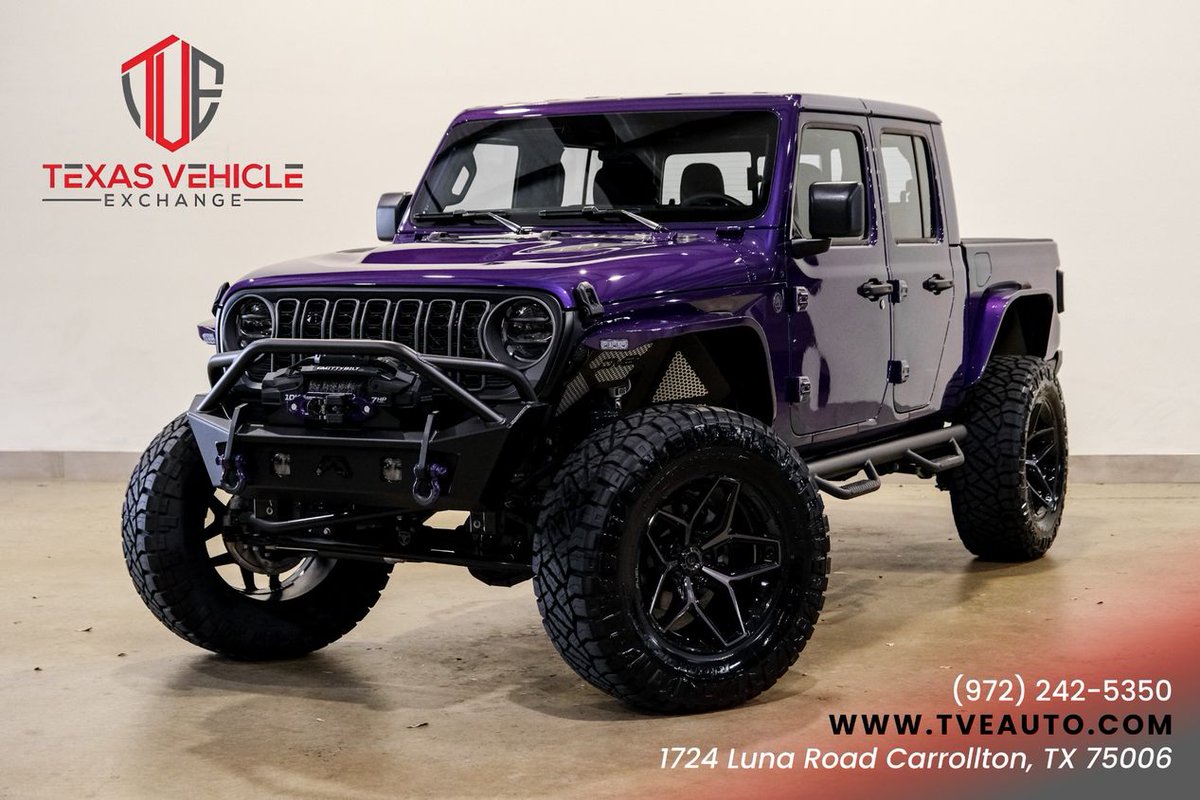 TXVExchange's tweet photo. 2026 Jeep Gladiator Sport - $69,900

Exterior: Reign
Interior: Black
Engine: 3.6L V6
Transmission: Automatic
Drivetrain: 4x4
Mileage: 790
City / Hwy MPG: 17 / 22

#Jeep #Gladiator features: https://t.co/YfmmyMAVaX https://t.co/HSG7h2hElH