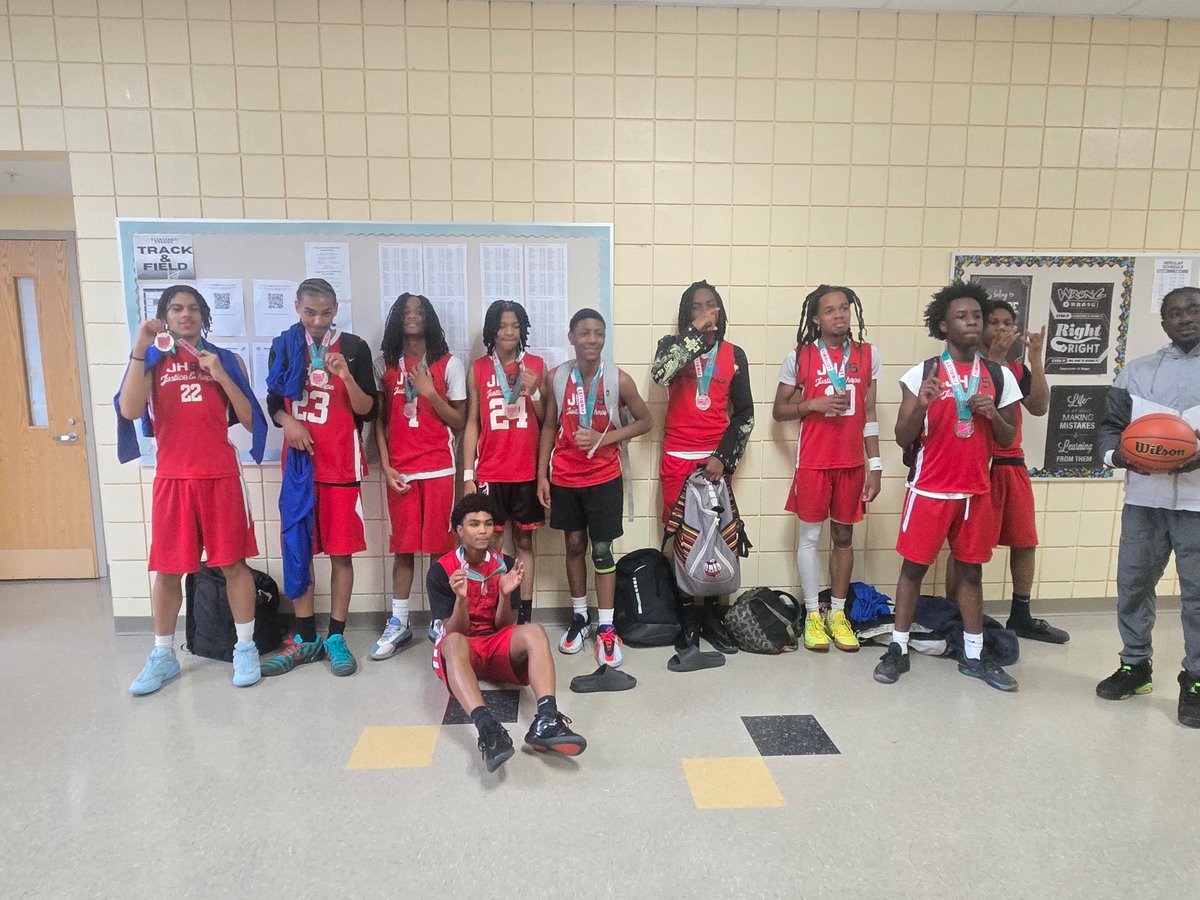 jh95skills's tweet photo. 🏆 CHAMPIONSHIP SUNDAY 🏆

Congrats to our 3 1st Place Championship winners from Weekend #7 🔥🔥

15U Boys (A): 4-0
15U Boys (B): 2-2 (silver bracket) 
17U Boys (A): 4-0

#95Family 💙 https://t.co/OifRSapiCm