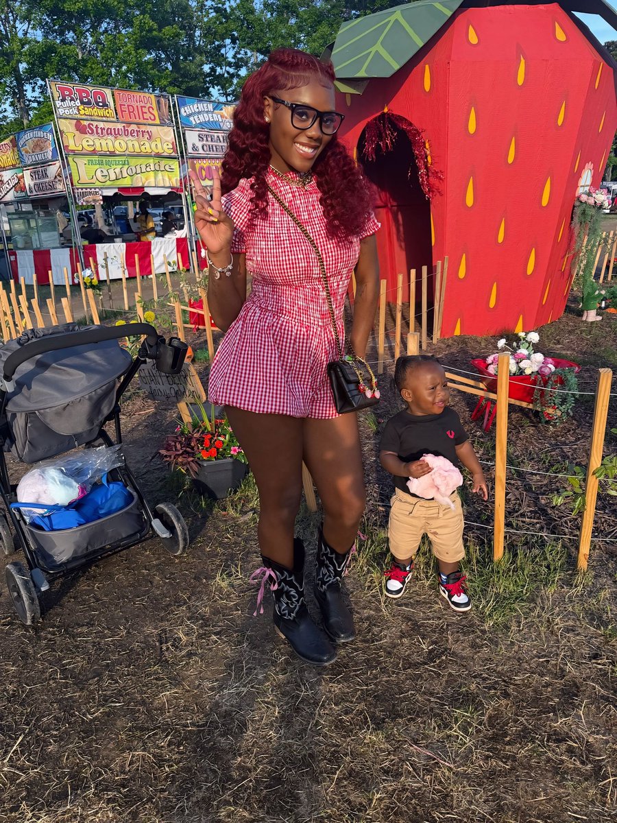 C 👸🏽 tweet media