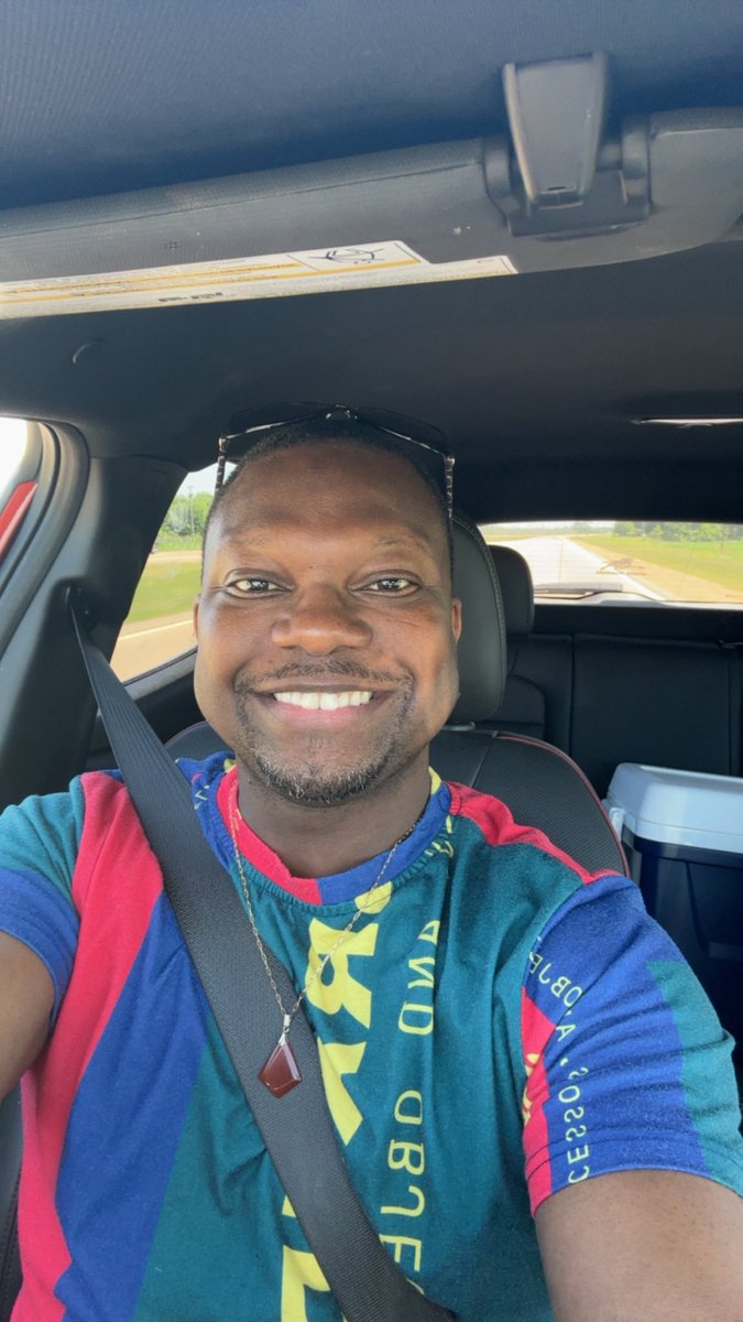 tantilizingj's tweet image. Hitting the highway from the  #MississippiDelta back to #STL. 😘