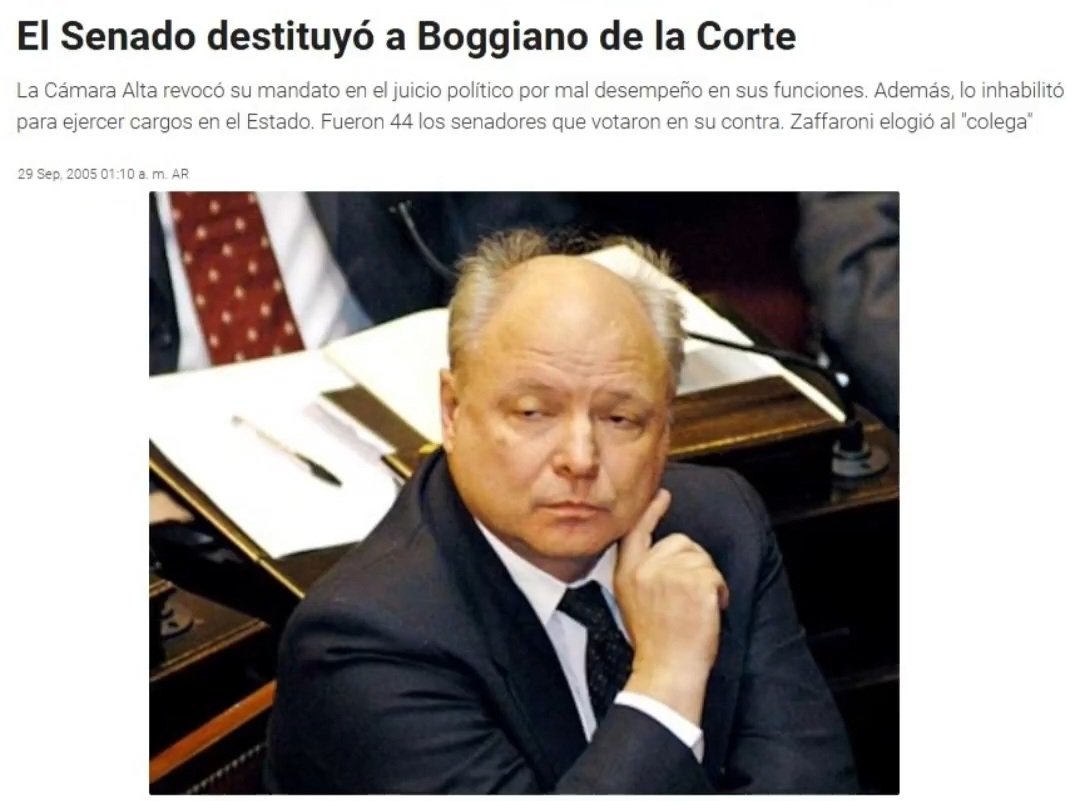 <a href="/ClaudiFerreira_/">Claudia Ferreira</a> Es un idiota soberbio el enano, de esta lacra desciende