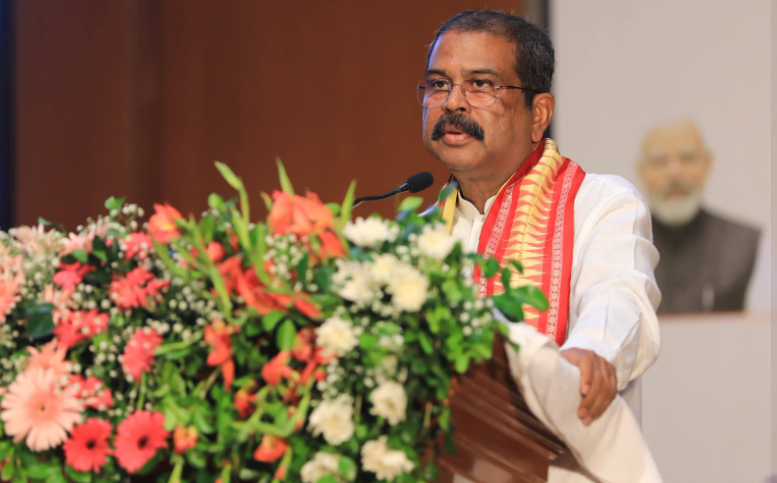 ArgusNews_in's tweet image. Union Education Minister #DharmendraPradhan will inaugurate the Technology Summit of IIT Madras tomorrow at Bharat Mandapam, #NewDelhi.

#IITMadras #TechnologySummit #Education
(File Photo)