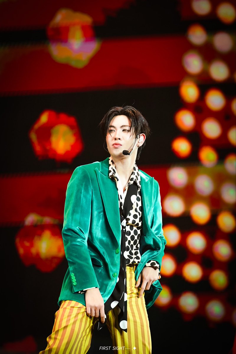 𝘍𝘐𝘙𝘚𝘛 𝘚𝘐𝘎𝘏𝘛── .✦ tweet media