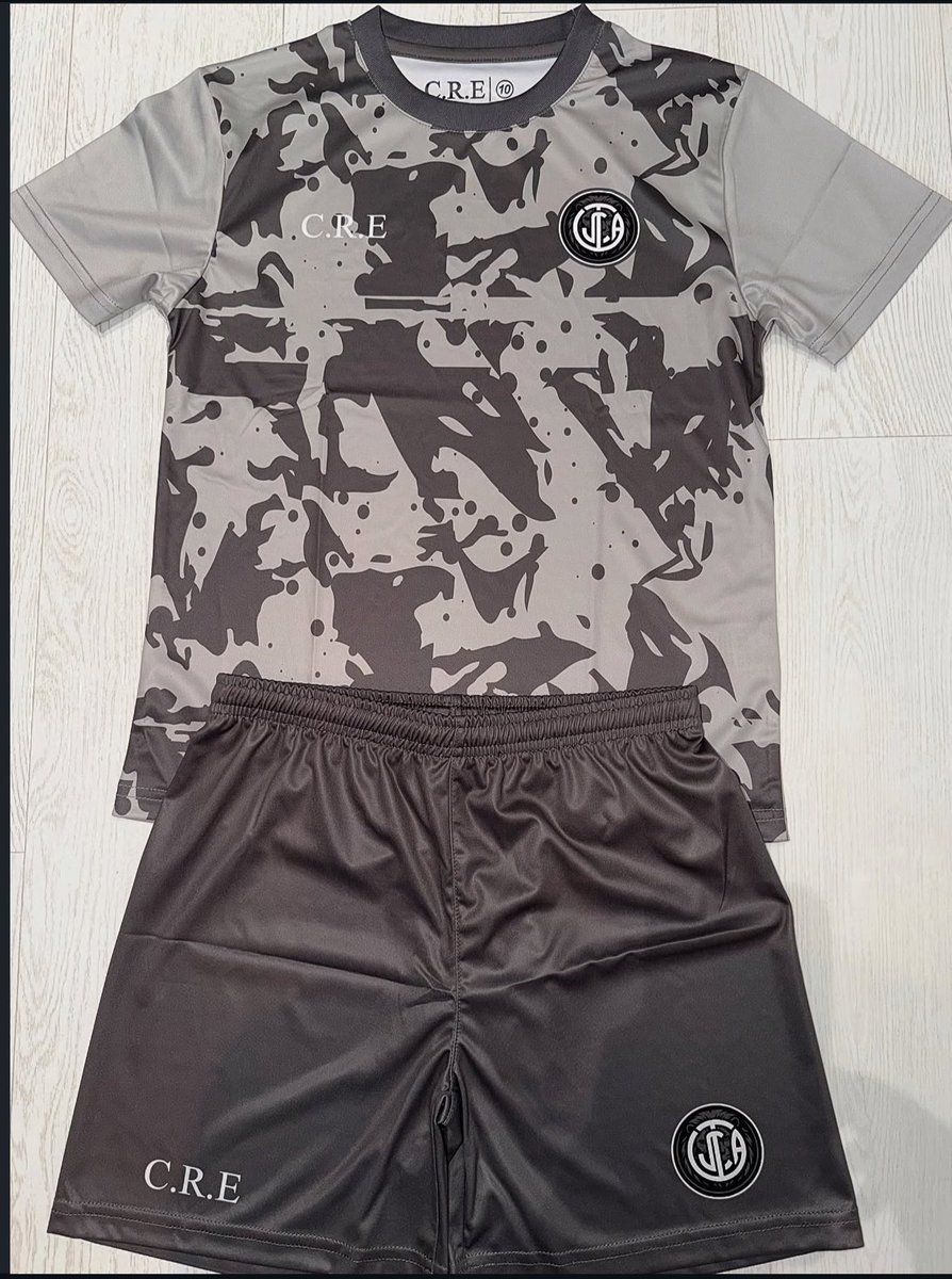 ChangingRoomEssentials.Com tweet media