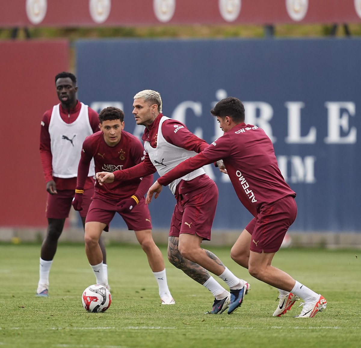 Galatasaray SK tweet media