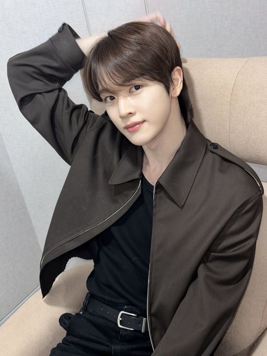 จัส tweet media
