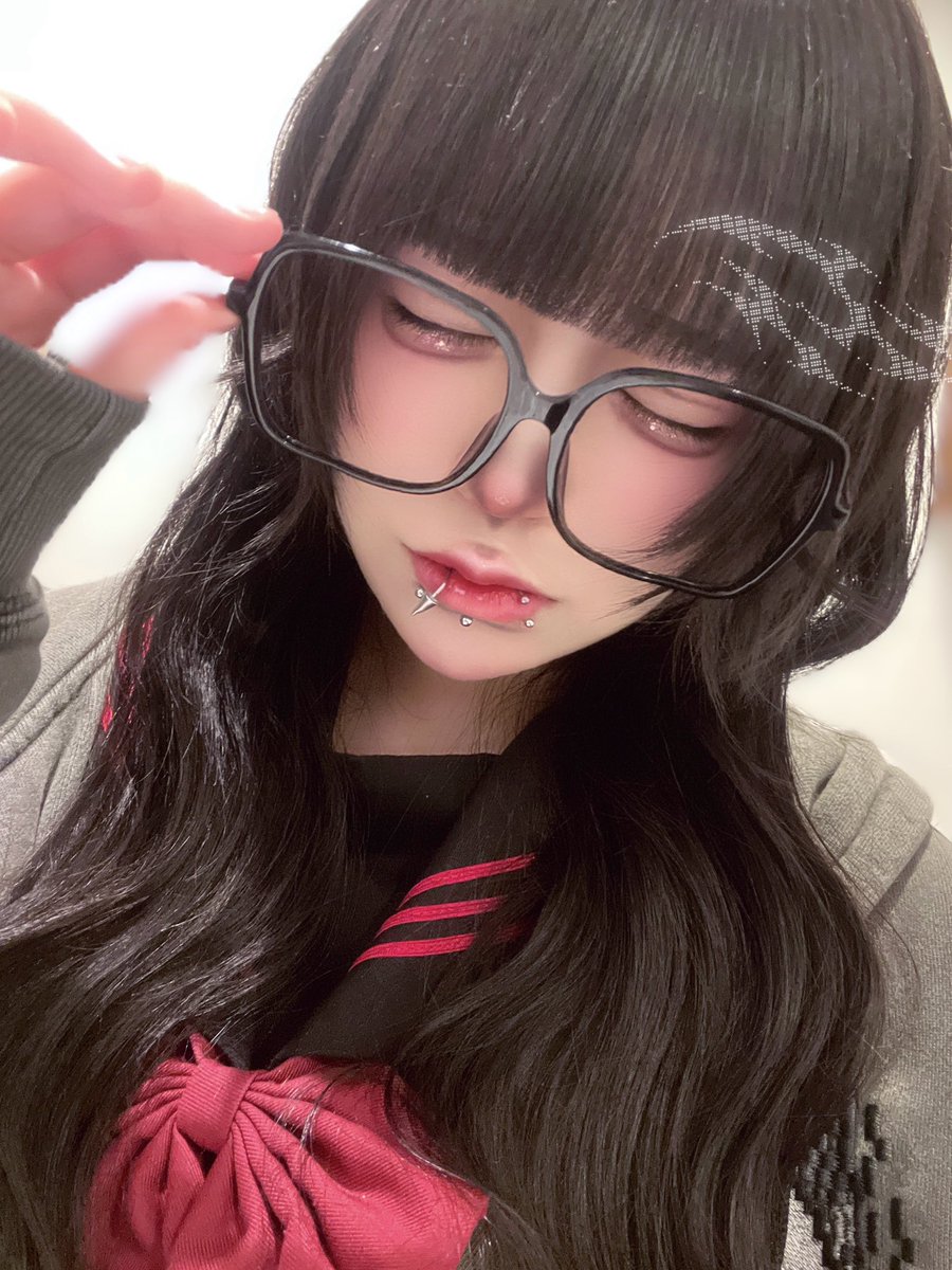 ぎる tweet media