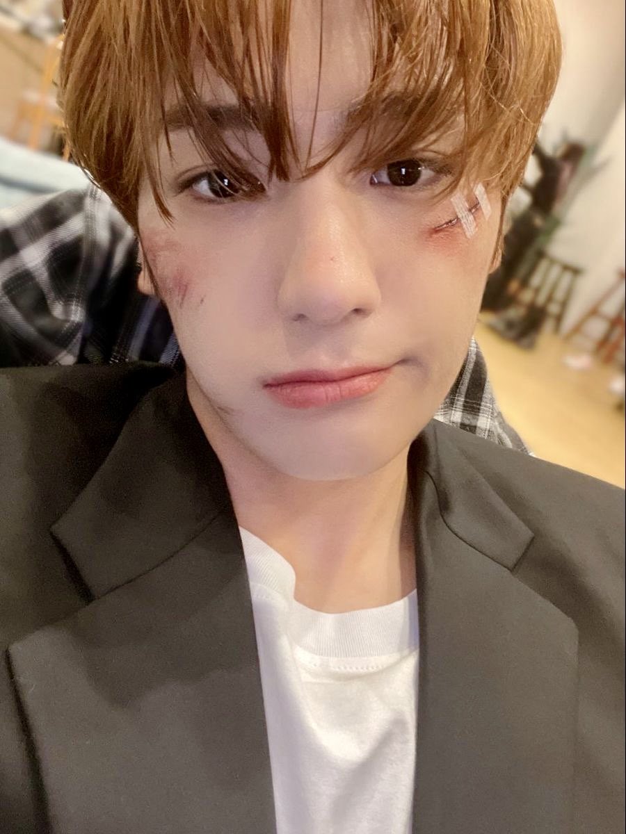 lia .ᐟ‧₊˚ tweet media
