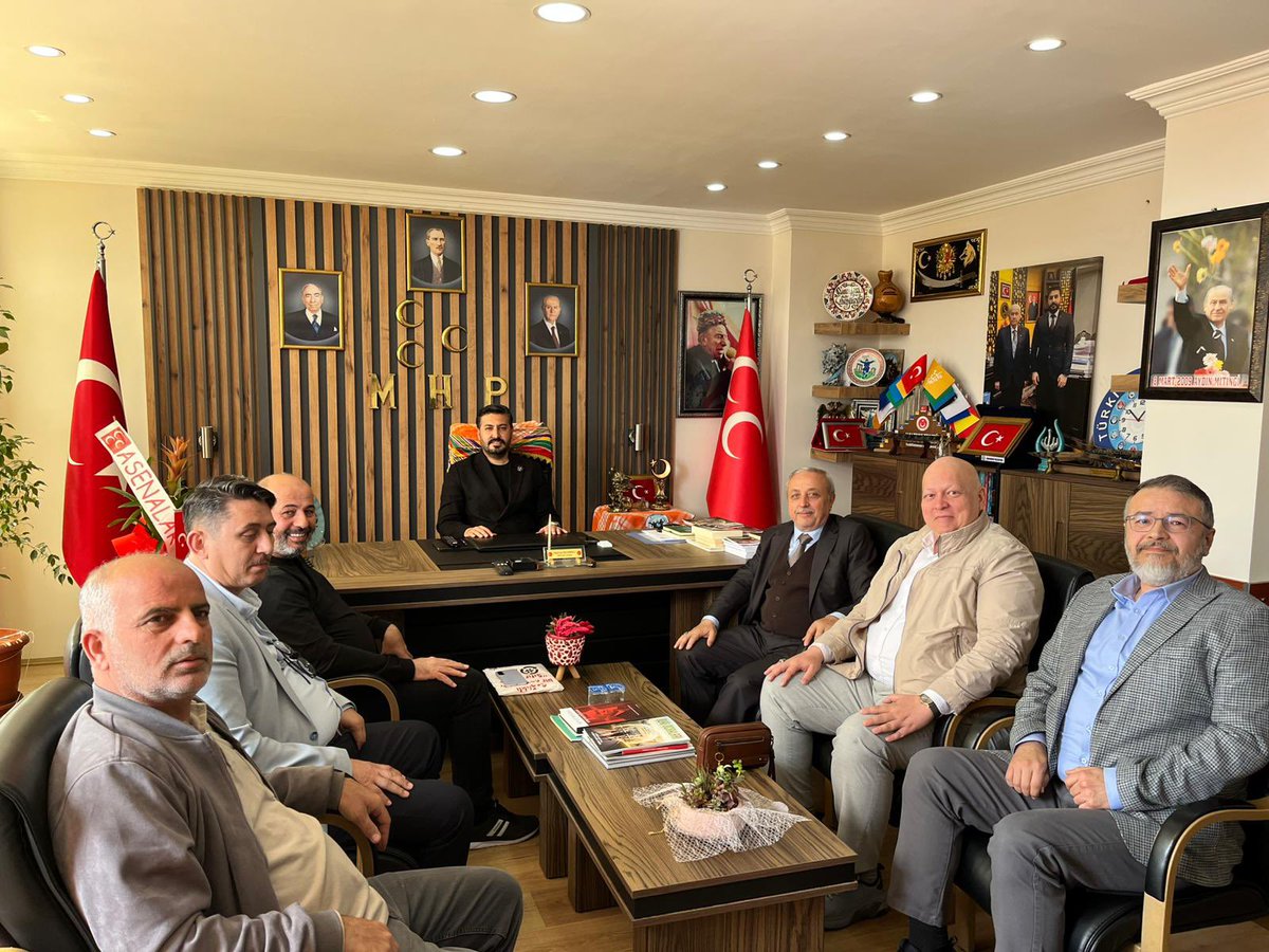 aysidap's tweet photo. Aydın Sivil Dayanışma Platformu (AYSİDAP) olarak, MHP Aydın İl Başkanı SN. Osman Gazi Cihangiroğlu’nu makamında ziyaret ettik. https://t.co/fbNCzJxuEh
