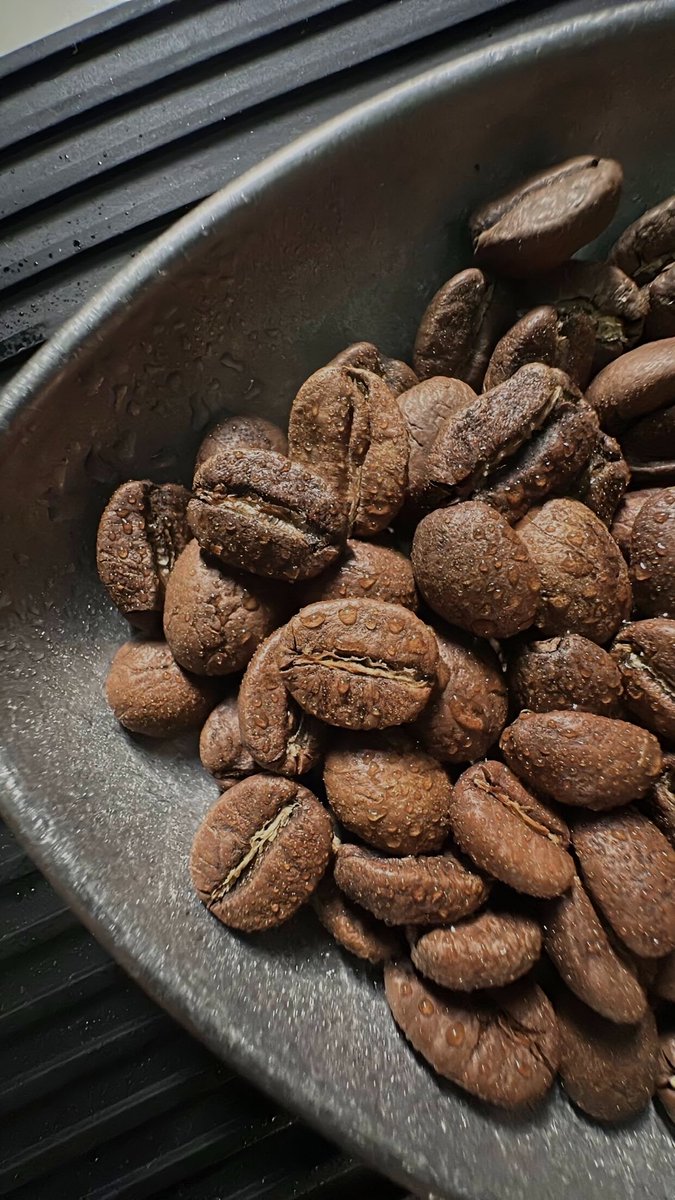 Samaherkc's tweet image. تفاصيل جذابة🤎.

#قهوة #coffee