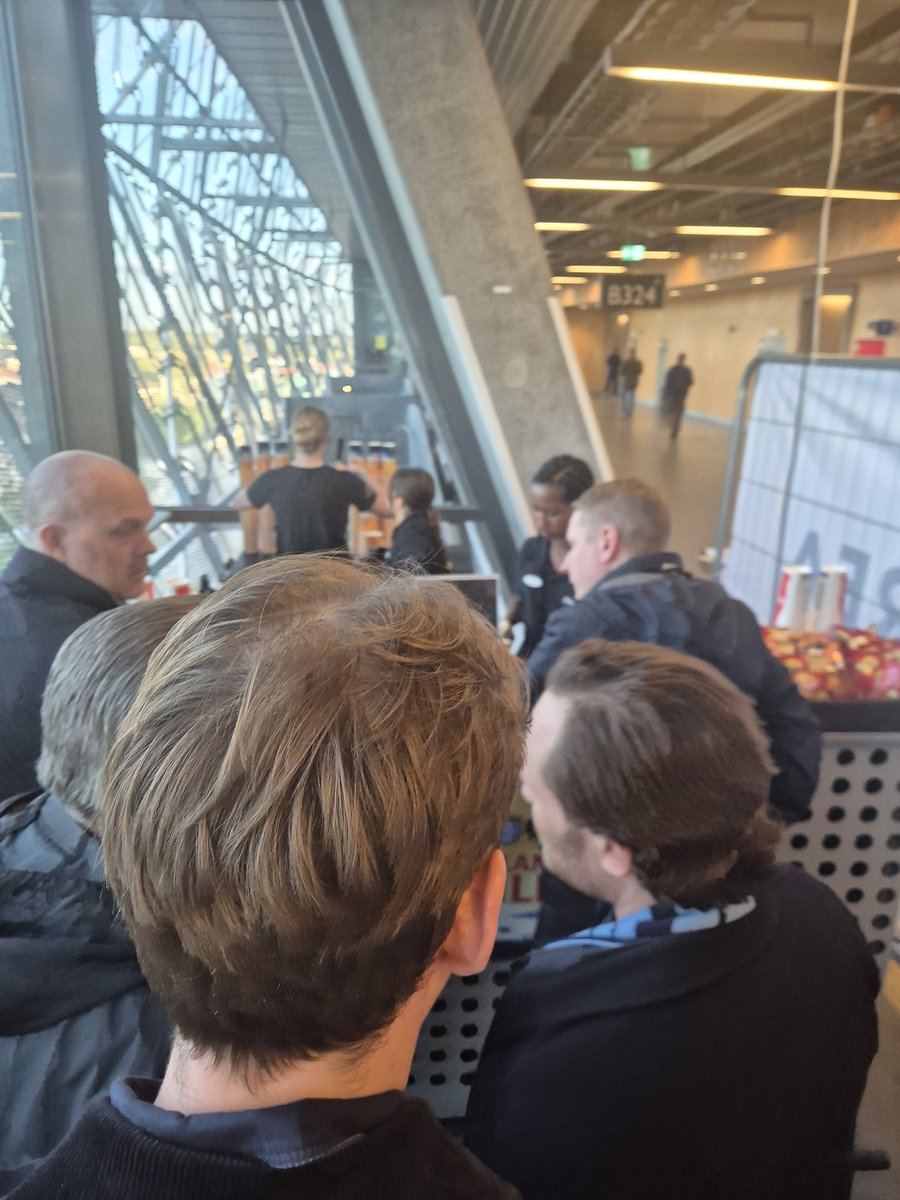Tony, Kungsholmen tweet media