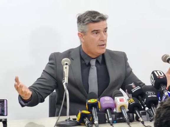 💣 MP FAZ NOVO PEDIDO DE INTERVENÇÃO JUDICIAL NO CORINTHIANS APÓS APROVAÇÃO IRREGULAR DE CONTAS‼️

O Promotor de Justiça Criminal **Cassio Roberto Conserino** protocolou, em 3 de maio de 2026, representação formal perante a Promotoria do Patrimônio Público e Social de São Paulo