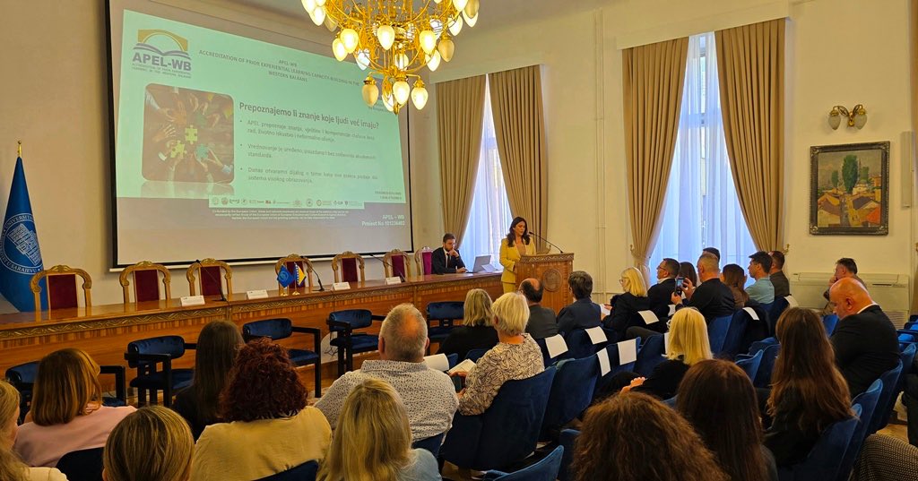 APELWBproject's tweet image. APEL-WB Round Table held at the University of Sarajevo 🇧🇦 bringing together HEIs, policymakers &amp;amp; labour market actors to discuss models, challenges &amp;amp; opportunities for recognition of prior learning (APEL).

#APEL #APELWB  #HigherEducation #Sarajevo