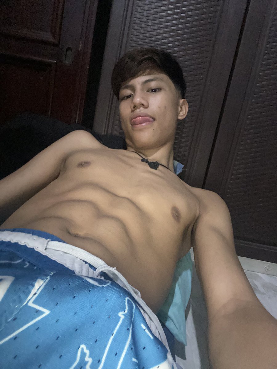 EulFajardo's tweet photo. DM me if you want new videos and new nudes pics Here my telegram https://t.co/Tp33BVVXkl 🤙💦 https://t.co/rtrbf5fsNS