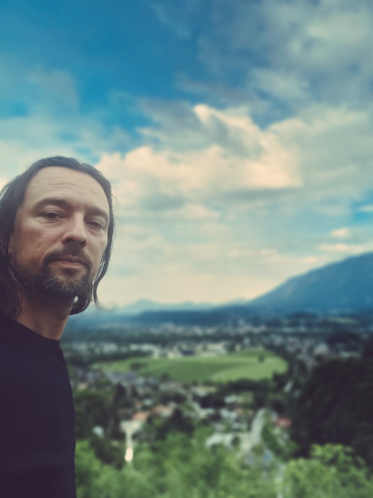 JoGoebel's tweet photo. Moment der Ruhe 🙏. #StPankraz #BadReichenhall https://t.co/ukL3he5QZr