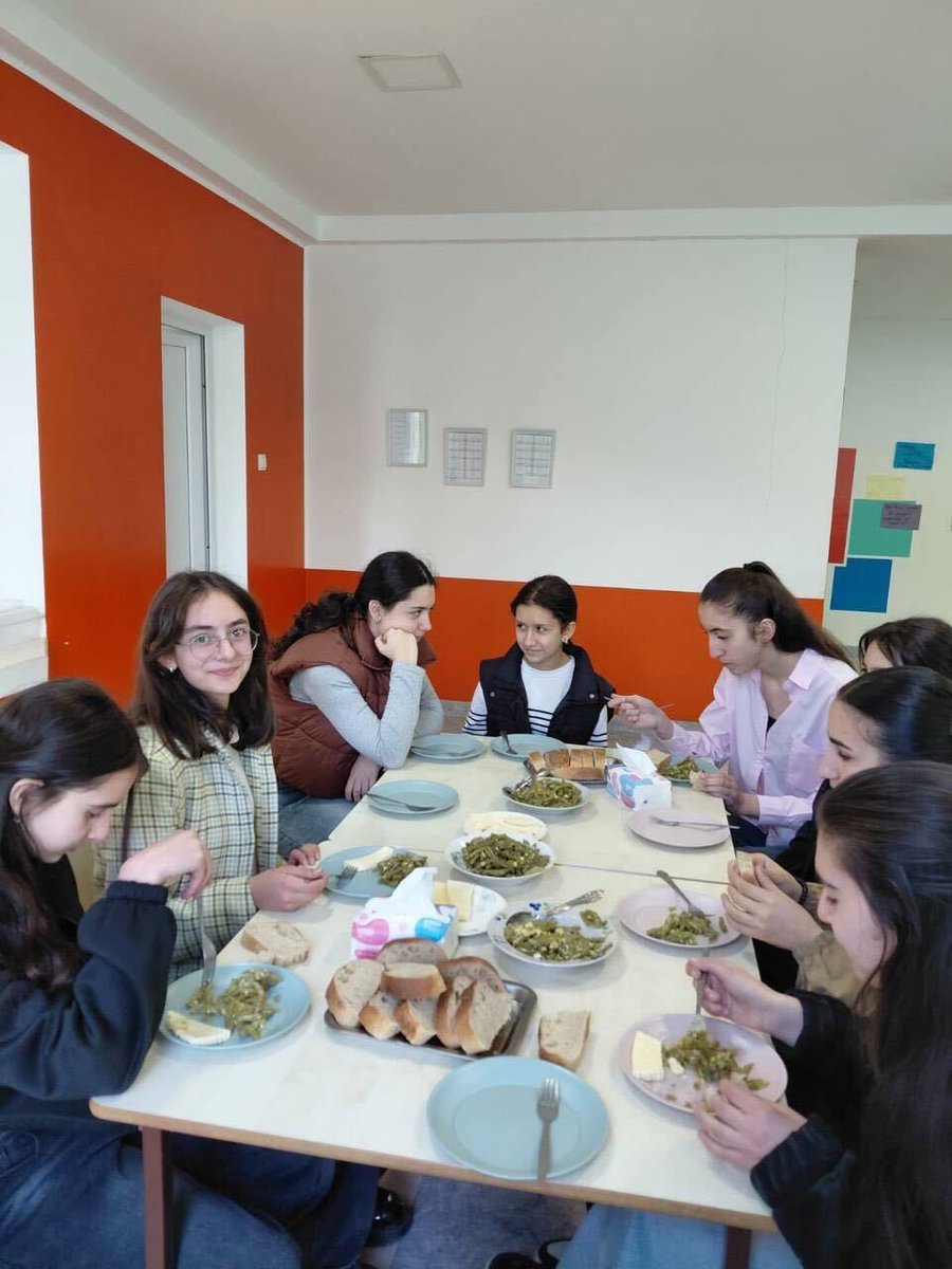 ParosFoundation's tweet photo. Students from Abovyan School No. 2 joined our “My Life in the Community” program with the student at Nerkin Karmir Aghbyur School, spending a week fully immersed in daily life.

We love this hands-on way to learn, connect, and feel part of something bigger. https://t.co/NuxO7Hqwyg