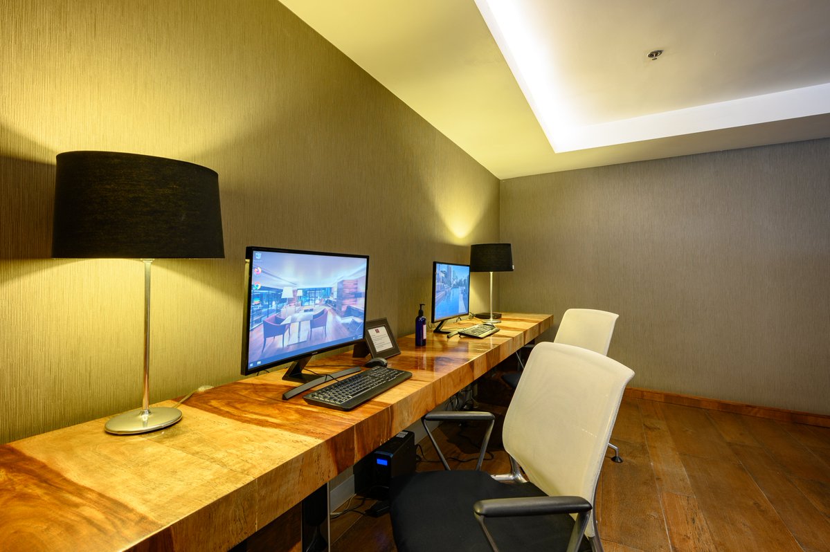 LasSuitesDF's tweet image. Eficiencia y confort en cada estancia,contamos con espacios funcionales para trabajo, WiFi en todas las áreas, servicios incluidos: desayuno buffet, spa, gimnasio y estacionamiento.
lassuites.com res@lassuites.com
#Viajedenegocios #Polanco #CDMX #HospedajeDeLujo