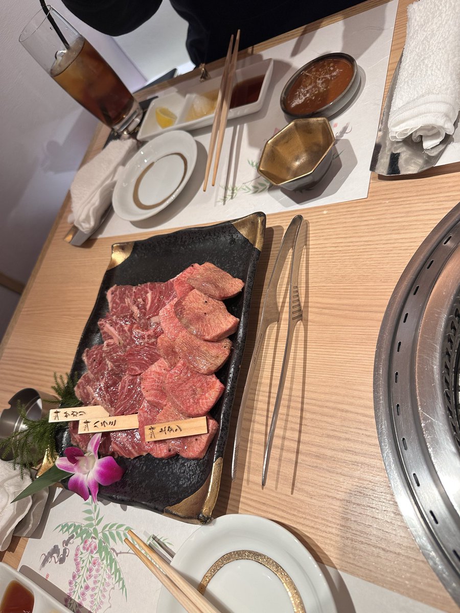 taito_poker's tweet photo. jopt焼けたから焼肉 https://t.co/Uj2YQuY54a