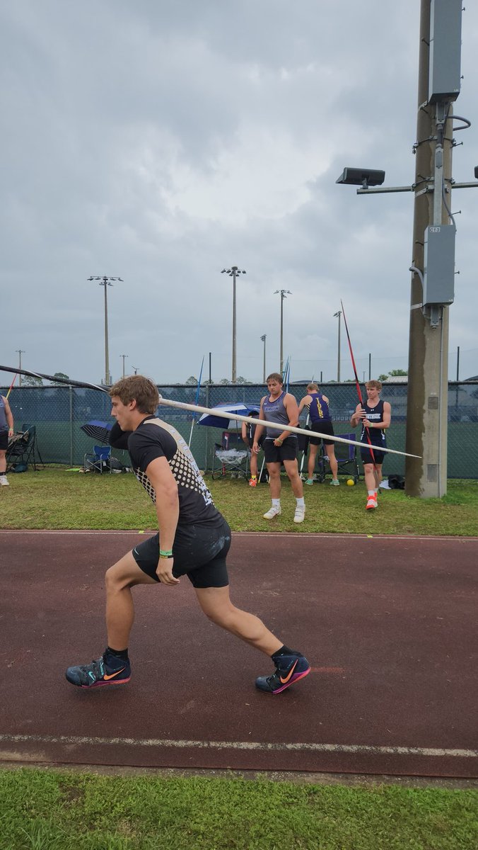 Austin_Kanzler's tweet photo. Finished 6 of 22 in 5A at the State Track Meet in Gulf Shores this weekend, with a throw of 155.5

Football season up next.
I will continue training in Jav too.
@AL_Recruiting @ArdmoreTiger @HallTechSports1 @UnLockYourGame_  
#Javelin #trackandfield https://t.co/zumhA2owc9