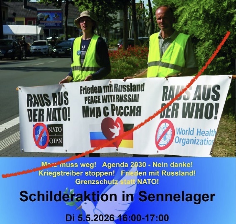 Heimarbeit5's tweet photo. Die "Deutsche Friedensbewegung" weiterhin aktiv in #OWL. Heute vorm Rathaus #Bielefeld das immergleiche dumme Dutzend mit der Fahne vom Rechtsaußen-Blatt #Compact: "Ami go home". Morgen #Lippe-Nazi #GerdUlrich in #Sennelager für "Frieden mit #Russland" - #Putin ist stolz auf euch https://t.co/SOdBnoM6Mg