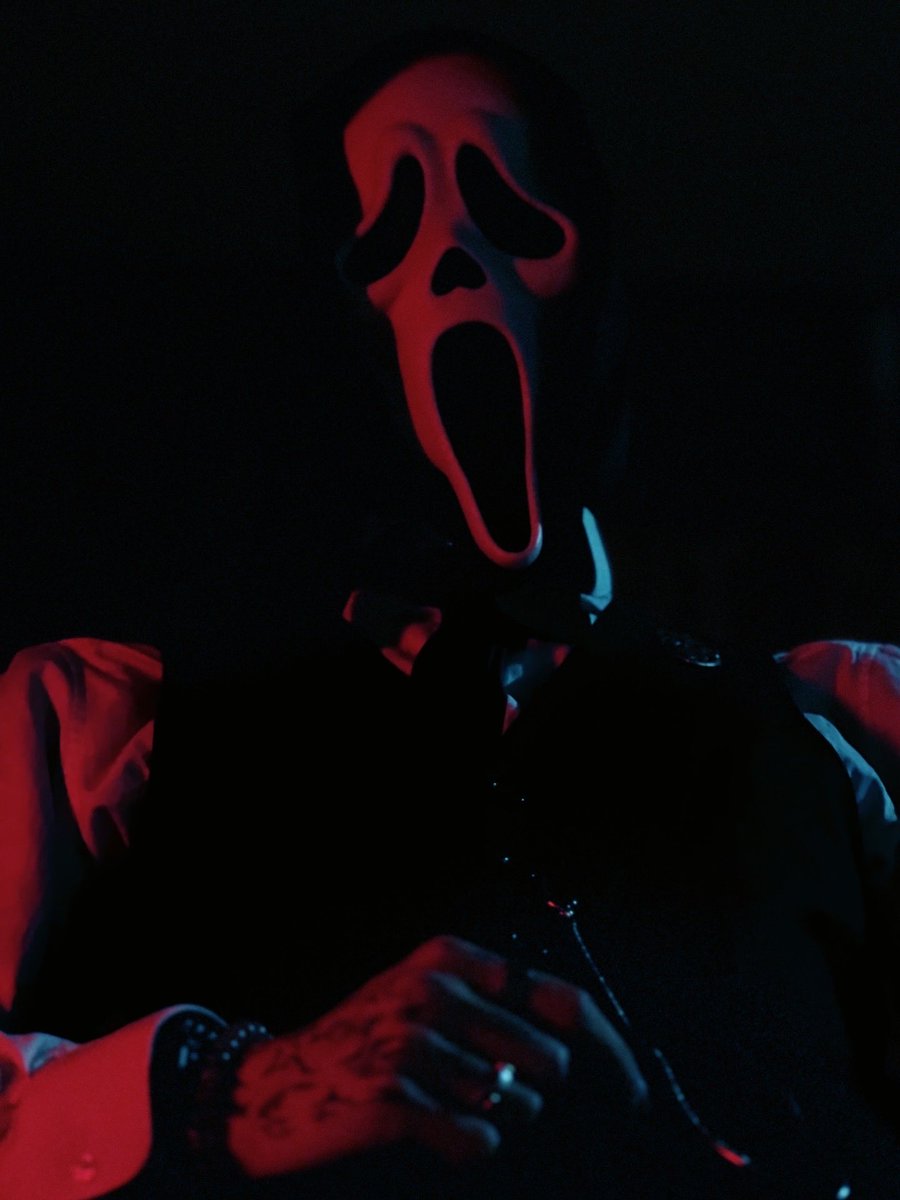crusifaire's tweet image. Ghostface ‼️‼️‼️

#ghostface #maskedmen #cosplayer