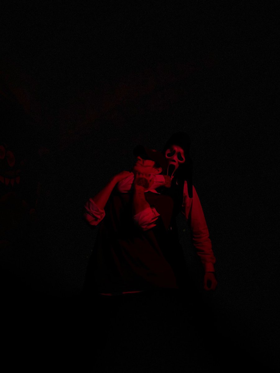 crusifaire's tweet image. Ghostface ‼️‼️‼️

#ghostface #maskedmen #cosplayer