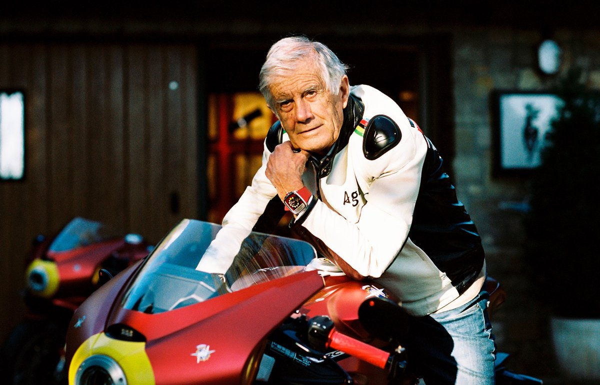 luxurylifestyle's tweet image. Linear Giacomo Agostini: The Spirit Of Racing luxurylifestyle.com/headlines/line… #watch #sportswatch #timepiece #luxurywatch