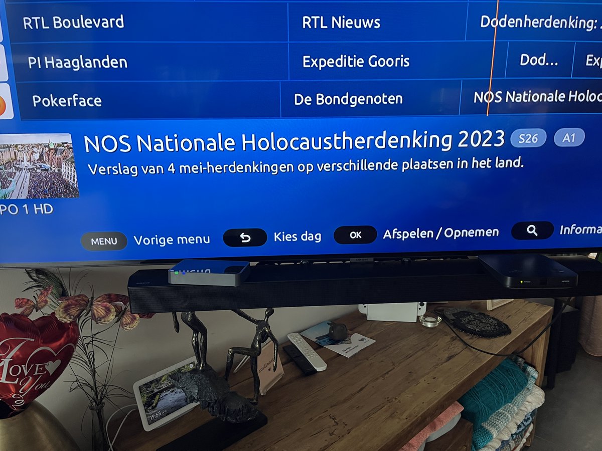 JLSteB's tweet photo. Ik was even bang dat vanavond niet door zou gaan...2023 #herdenking #nationaleholocaustherdenking #NPO https://t.co/wzXz7uZCLj