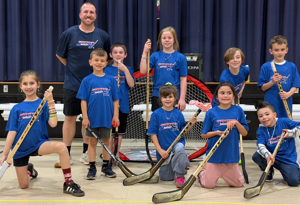 sockeysports's tweet image. Welcome to the program, Coach Rob!

Kicked off one of our first Spring 2026 Sockey Hockey classes with great energy.

Our coaches are key to growing the game and building confident players.

#SockeyHockey #IndoorHockey #GrowTheGame